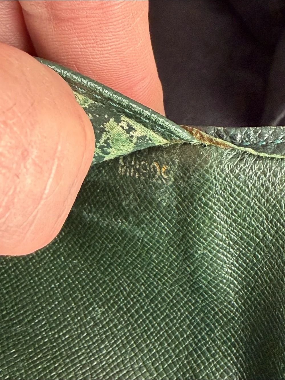 Louis Vuitton Green Taiga Leather Porte Valeurs Long Wallet-Vintage France 1996